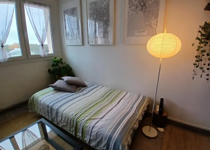 Lumineux 70 M2 Proche Centre * Brest